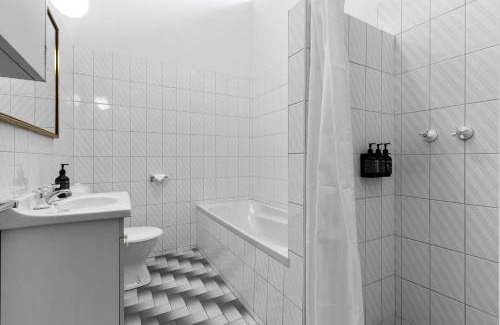 Kent Town Cabin | Econo Lodge East Adelaide
