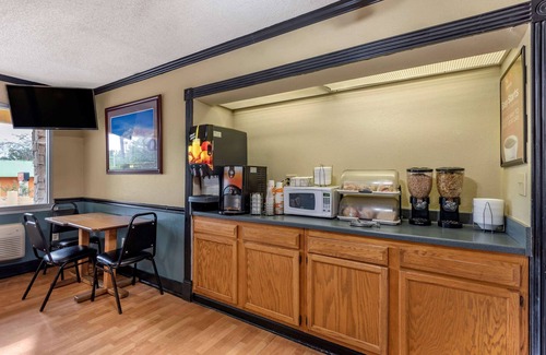 Erlanger Hotel | Econo Lodge Erlanger - Cincinnati Airport