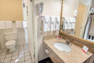 Grand Junction Cabin | Econo Lodge Grand Junction North