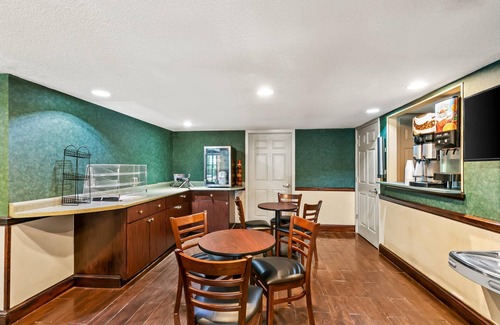 Helen Hotel | Econo Lodge Helen