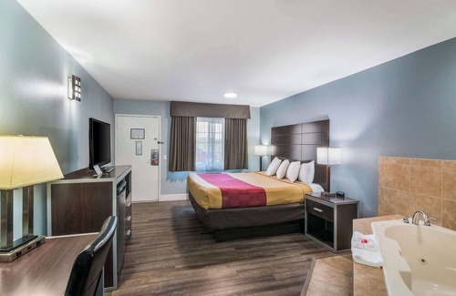 Hesperia Hotel | Econo Lodge Hesperia - Victorville I-15