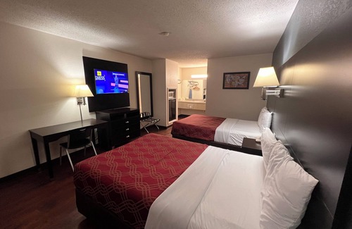 Tuscaloosa Hotel | Econo Lodge Inn & Suites I-20, exit 73