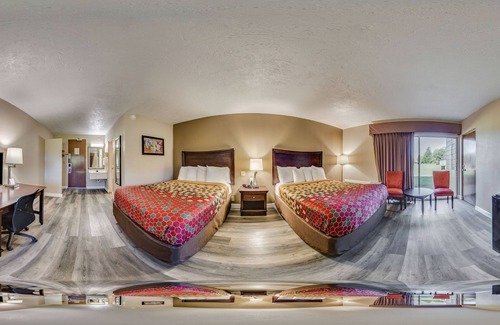 Perry Hotel | Econo Lodge - Perry National Fair Ground Area