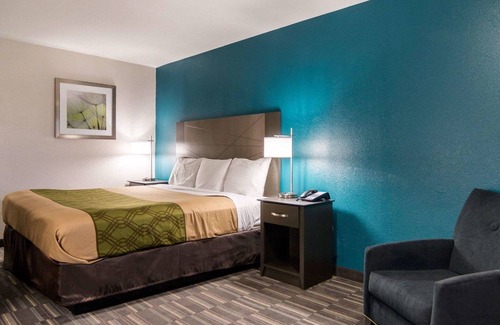 Russellville Hotel | Econo Lodge Russellville I-40