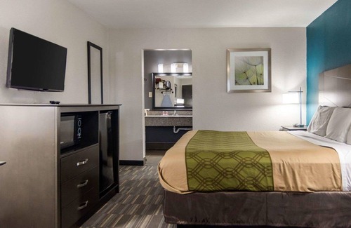 Russellville Hotel | Econo Lodge Russellville I-40