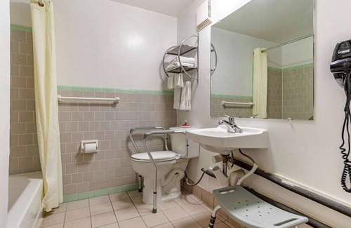 Tallahassee Hotel | Econo Lodge Tallahassee