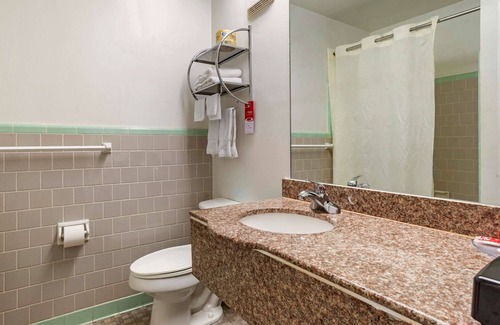 Tallahassee Hotel | Econo Lodge Tallahassee