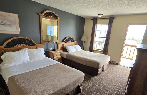 Eagle Nest Hotel | Econo Lodge