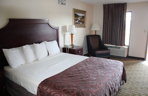 Statesville Hotel | Economy Inn