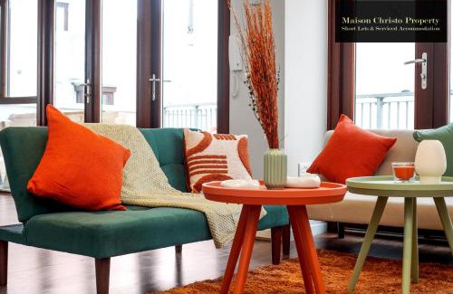 Bow Apartment | Eden 2Bedroom Apt Sleeps 6 in London with Wifi & Leisure By Maison Christo Property Short Lets & Serviced Accommodation