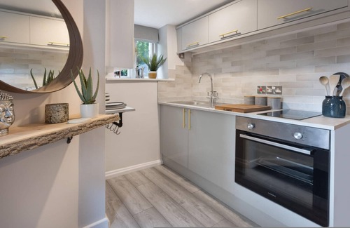 Kendal Apartment | Eden Escape - Comfy Apartment Quiet Neighbourhood