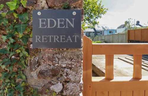 Par House | Eden Retreat