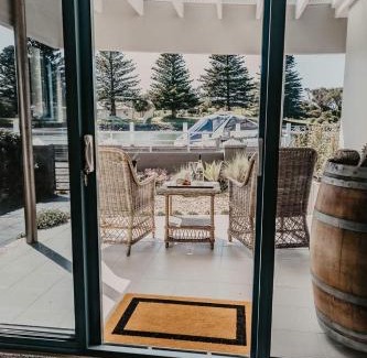 Port Fairy Apartment | Edge17 Waterfront Apartment, plus Cottage with Garden View - Port Fairy