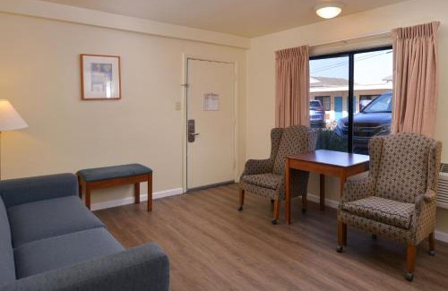 Downtown Hotel | Edgewater Inn and Suites