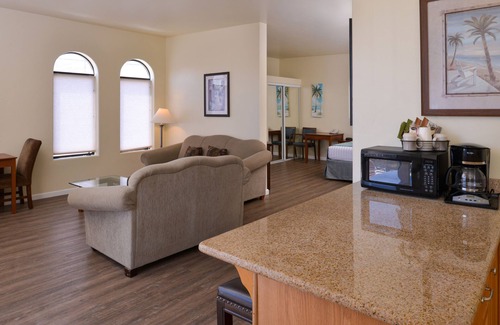 Downtown Hotel | Edgewater Inn And Suites