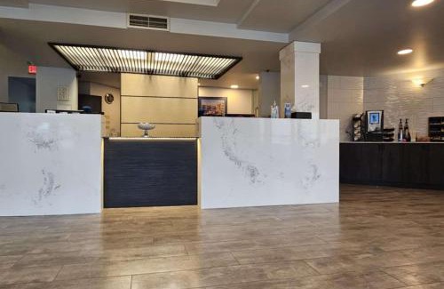 Coos Bay Hotel | Edgewater Inn and Suites, an Ascend Collection Hotel