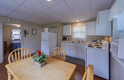 Ephraim Hotel | Edgewater Resort