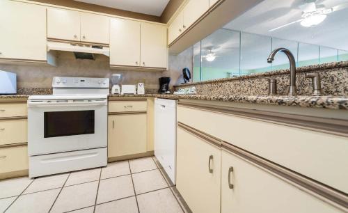 Panama City Beach House | Edgewater Villa #703
