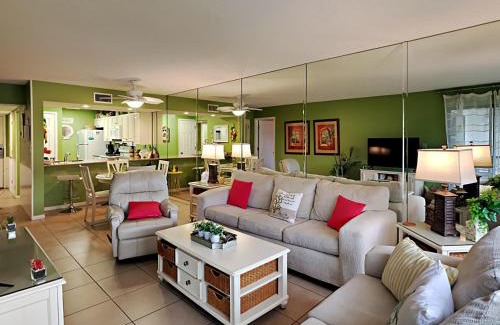 Panama City Beach House | Edgewater Villa 1702