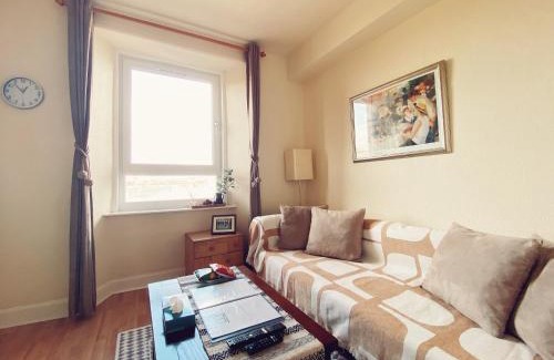 Edinburgh Apartment | Edinburgh Meadowbank 1-Bedroom Flat