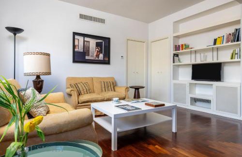 Ruggero Settimo Apartment | Edward Apartment by DomuSicily