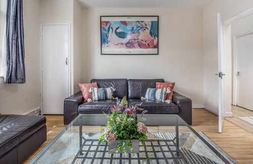 Hackney Wick Apartment | Edwy House