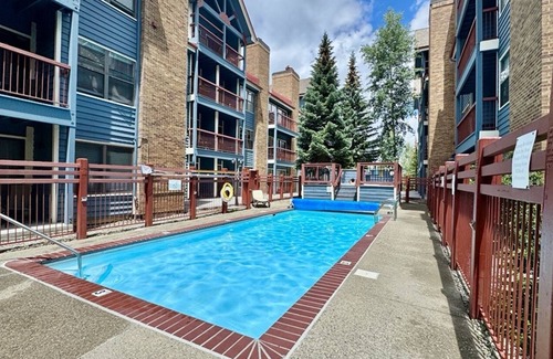 Historic District Apartment | Efficient Breck Studio at River Mountain Lodge by Gondola & Main St