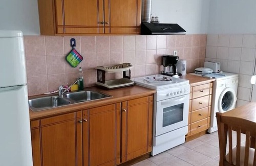 Loutraki Apartment | "Eftopia Sea front apt.(67 sq.m.), 3min. from the beach!