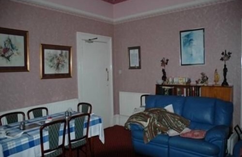 Ayr House | Eglinton Guest House