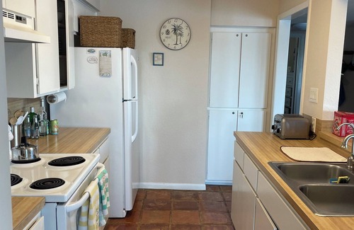 Matagorda Condo | Egrets' Landing 2-bedroom 2-Bath Coastal Condo Minutes from Beach Entrance