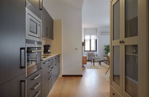 Egia Apartment | Eiffel | The Rentals Collection