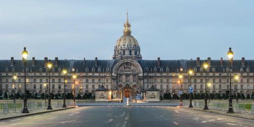 Garches Apartment | Eiffel Tower Magnificent apartment center Paris