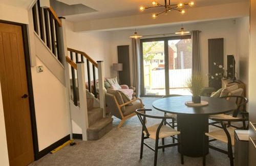 Moffat Apartment | EightySix Bondgate by Harrogate Serviced Apartments