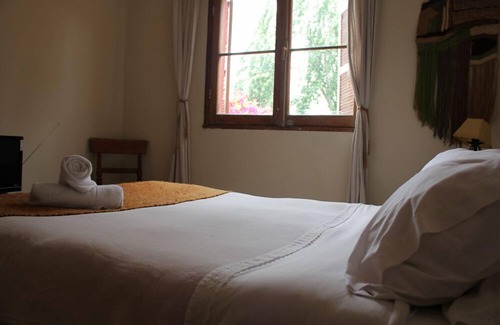 La Serena Bed & Breakfast | EL ARBOL HOSTEL
