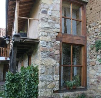 Ranedo de Curueno House | El Canto del Gallo