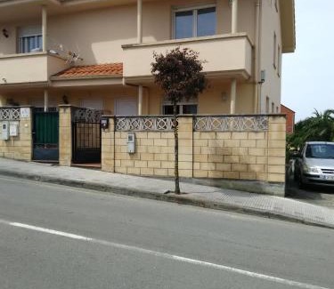 El Astillero House | El Chalet Rosso
