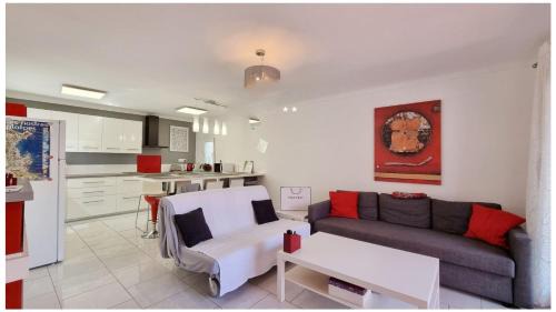 Llanca Apartment | El Colomer – La Bateria