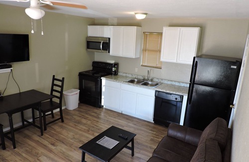 Crystal City Apartment | EL Dorado ranch resort