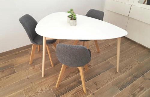 Urbanizacion Puerto de Estepona Apartment | El Lugar De La Luz