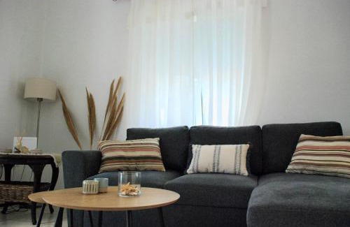 Gefira Mpania Apartment | El Mar Home