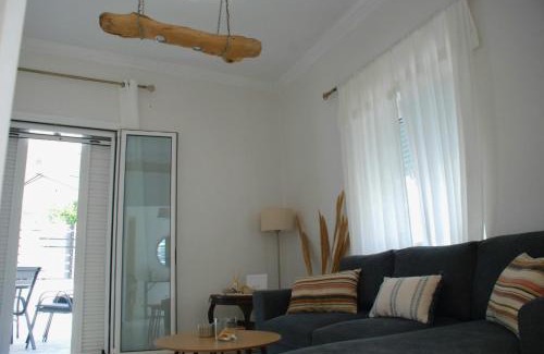 Gefira Mpania Apartment | El Mar Home