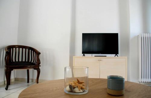 Gefira Mpania Apartment | El Mar Home