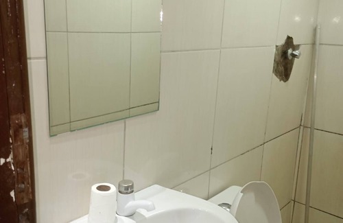 Central Sector Hotel | El Nassr Suits Ltda
