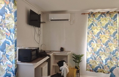 Dover House | El Retreat Guest House