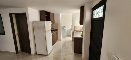 La Florida Apartment | El Salvador ¡apartamento privado!