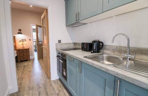 Allithwaite Cottage | ELDERFLOWER LODGE, family friendly, with a garden in Cartmel