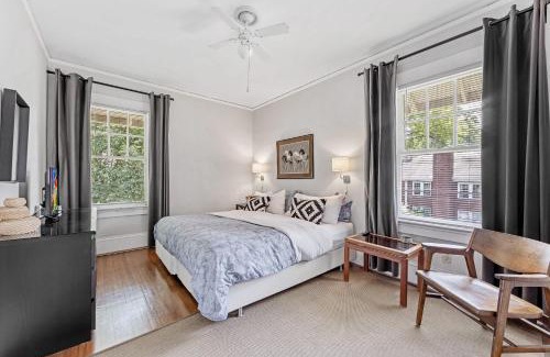 Charlotte House | Elegant 1BR in Elizabeth with Covered Porch