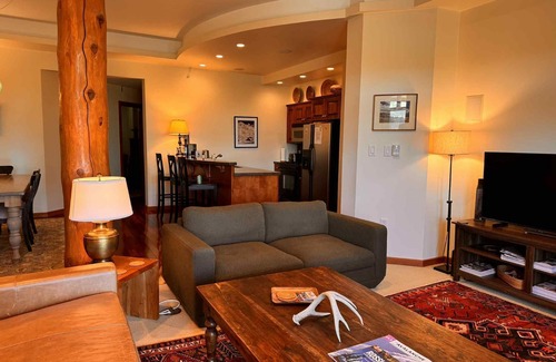 Rossland Condo | Elegant 2 Bedroom, 2 bath condo at the base of Red Mountain