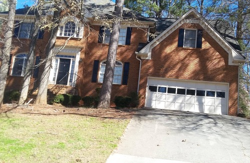 Tucker House | Elegant 2 Story Brick/Suburban Atlanta - Tucker- Near Stone Mountain