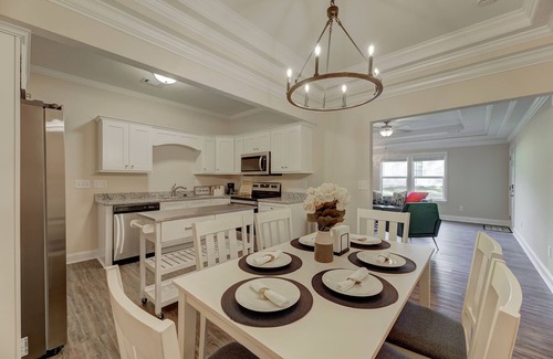 North Augusta House | Elegant 3BD/2BA Home - Modern Comfort in North Augusta - Ideal for Families
